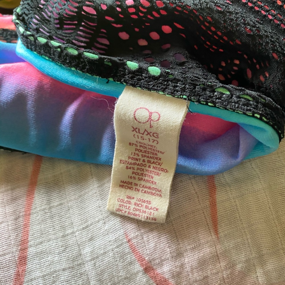 One Piece Bathing Suit - Picture 6 of 8